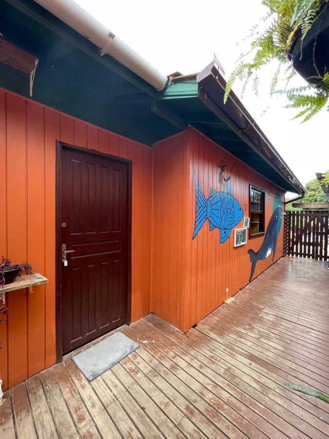 Hostel Antonio Pescador - Centro Da Guarda do Embaú Kültér fotó
