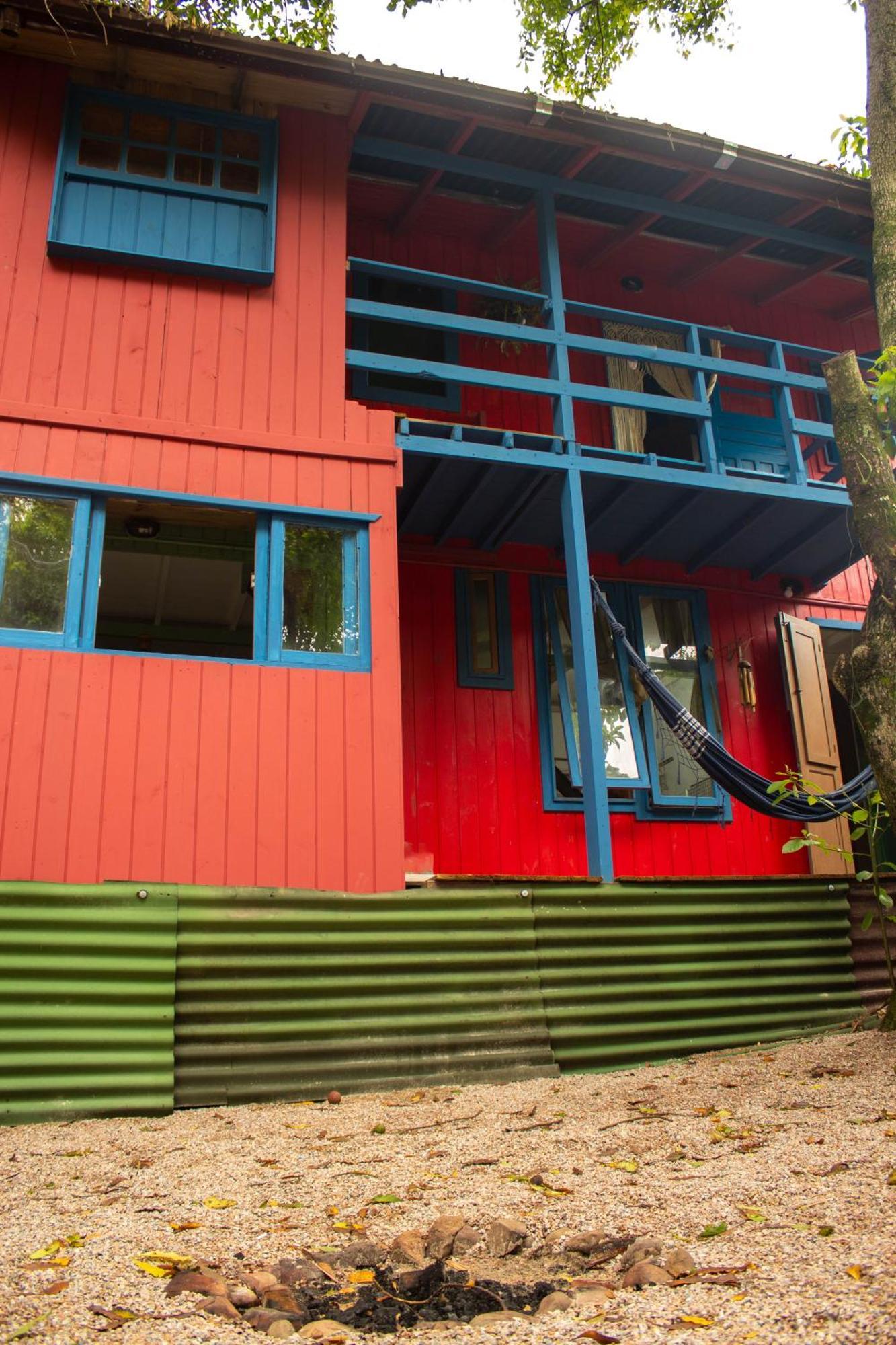Hostel Antonio Pescador - Centro Da Guarda do Embaú Kültér fotó